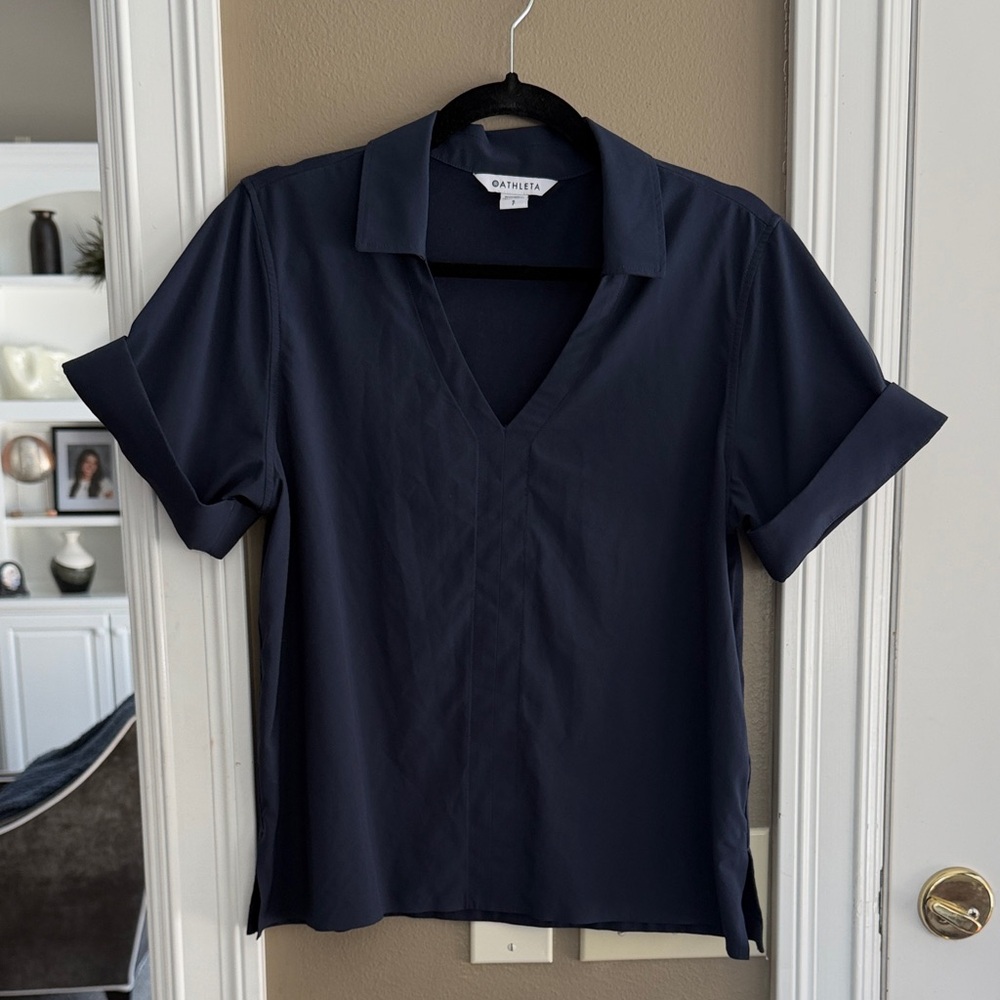 ATHLETA CUFFED SLEEVE TOP